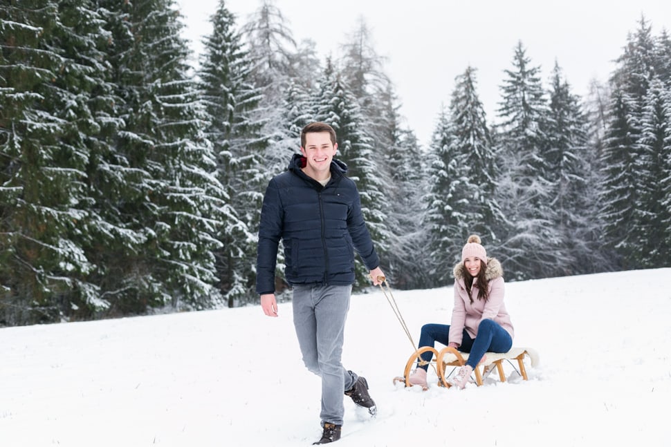 Pärchenfotos im Schnee